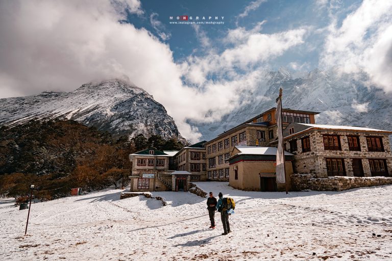 Ama Dablan mountain views